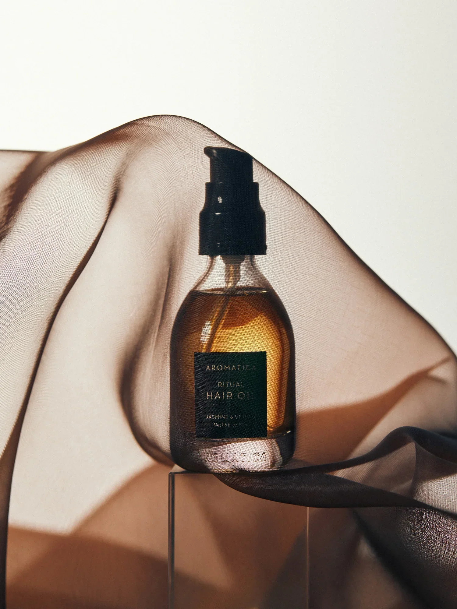 Ritual Hair Oil Jasmine & Vetiver 50ml - Image 3