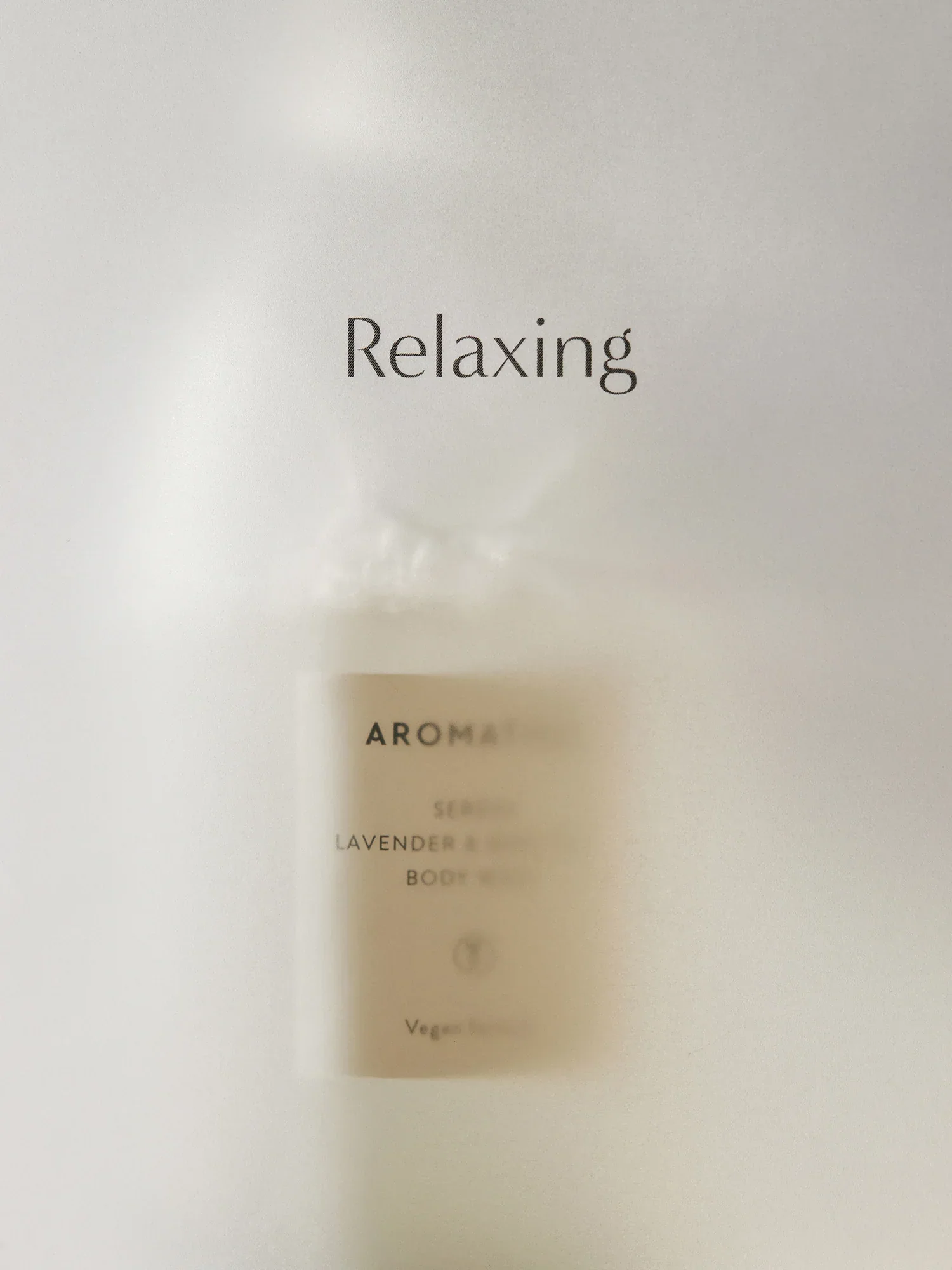 Serene Body Wash Lavender & Majoram 300ml - Image 3